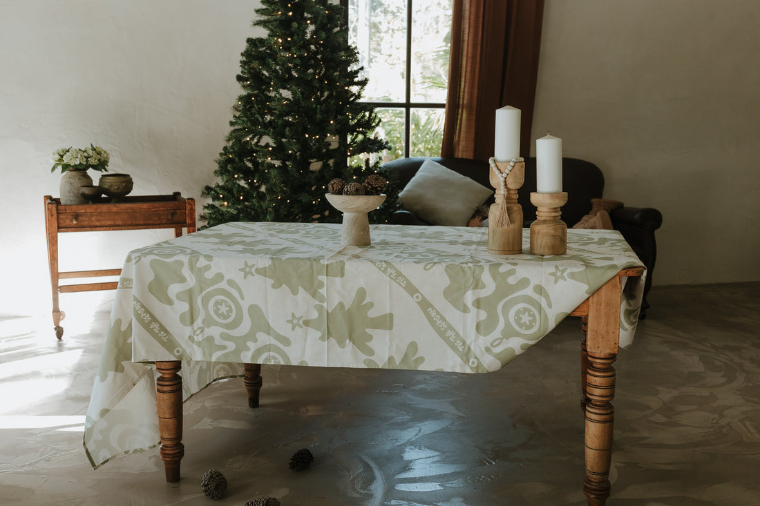 TIS THE SEASON - TABLE CLOTH